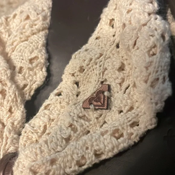 Leather - Picture 3 of 3